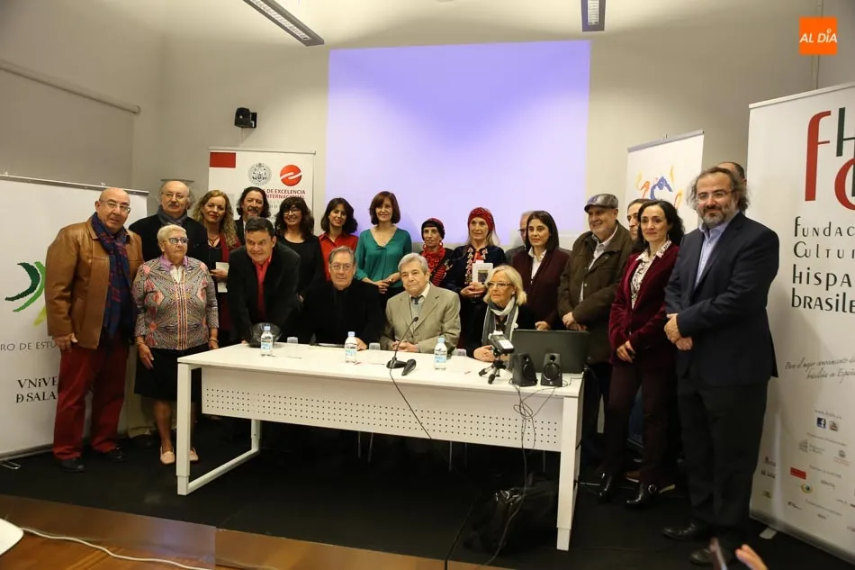 Foto 8 - &lsquo;Veintitr&eacute;s poetas espa&ntilde;oles&rsquo;, lectura po&eacute;tica en el Centro de Estudios Brasile&ntilde;os  