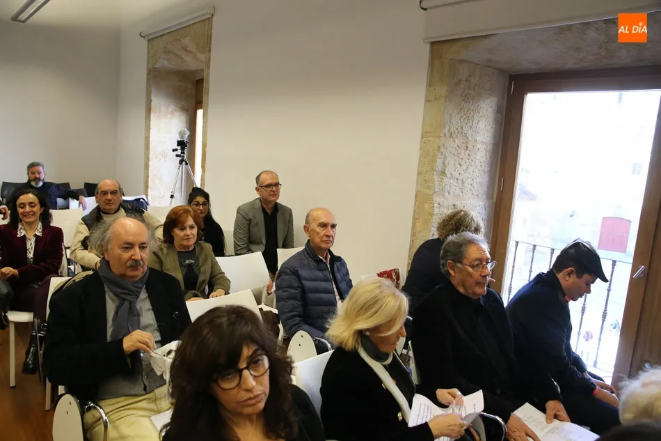 Foto 4 - &lsquo;Veintitr&eacute;s poetas espa&ntilde;oles&rsquo;, lectura po&eacute;tica en el Centro de Estudios Brasile&ntilde;os  