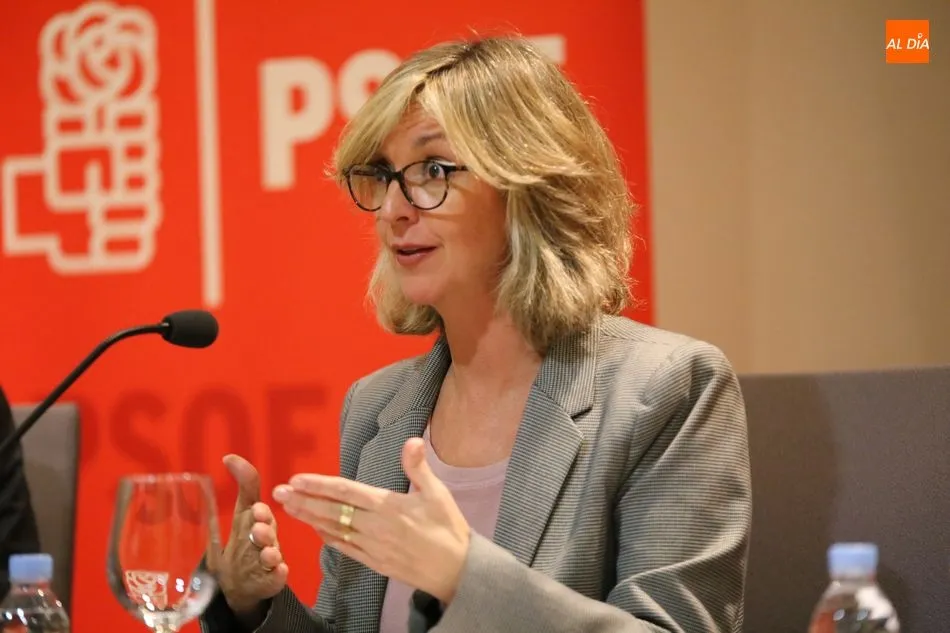 Foto 2 - Merc&eacute; Perea aclara las claves del Sistema P&uacute;blico de Pensiones en el Centro de Mayores &lsquo;Tierra...