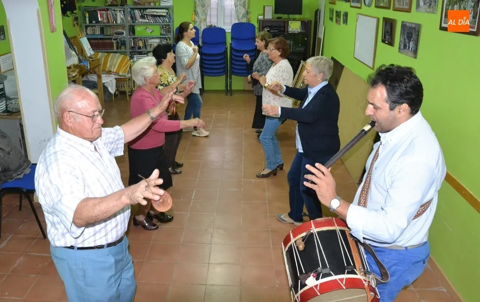 El Botón Charro ya tiene en marcha su taller de baile  