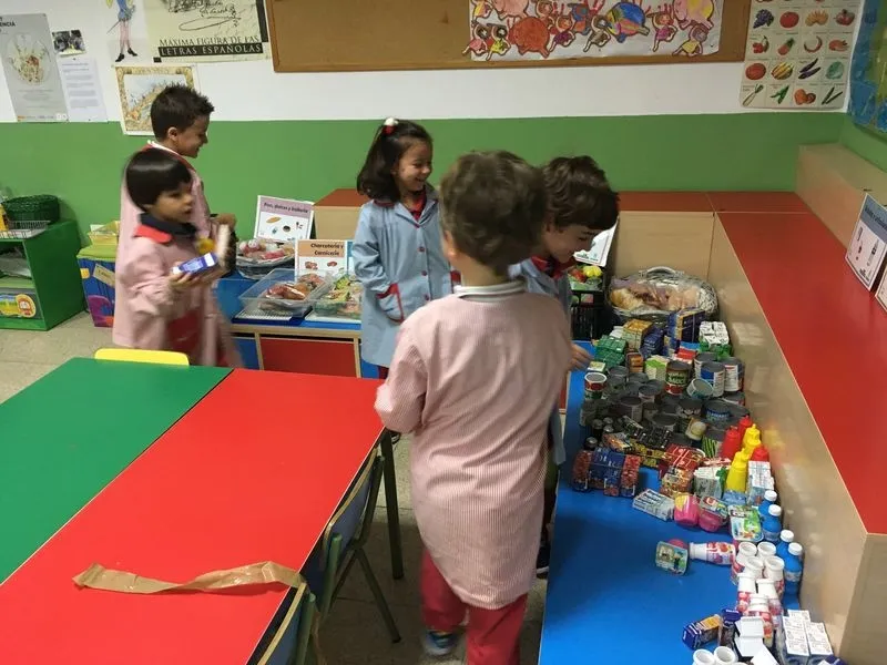 Foto 11 - El colegio Padres Trinitarios participa en el taller &lsquo;Cada residuo a su lugar&rsquo;  