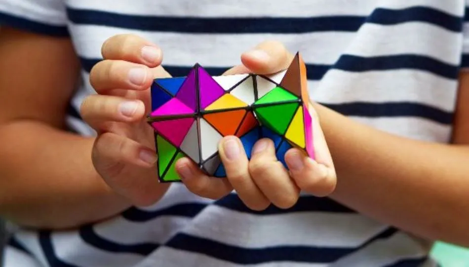 El estudio analiza 109 juguetes, accesorios para el cabello y utensilios de cocina comprados en diferentes países europeos