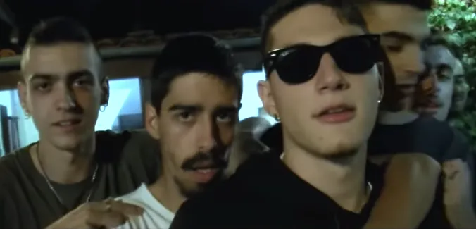 Varios de los jóvenes raperos en el último videoclip de Kuso