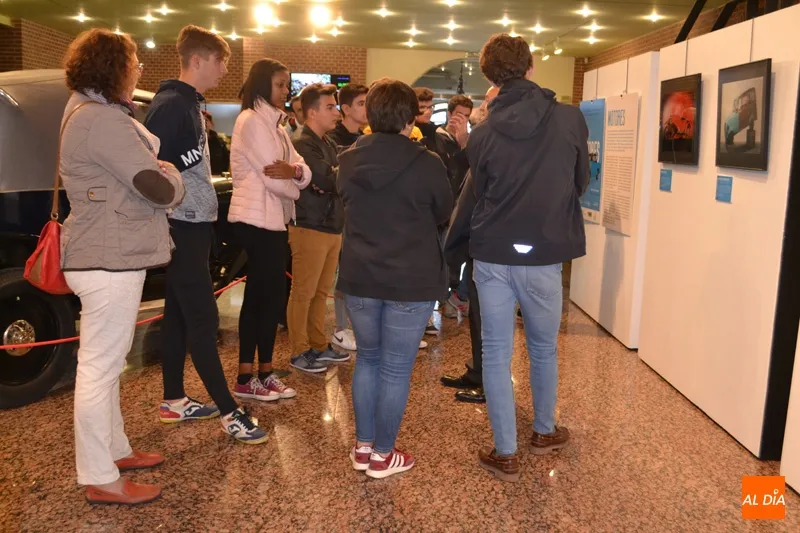 Foto 5 - EL CDS acoge la llamativa exposici&oacute;n &lsquo;Leyendo Motores&rsquo; en colaboraci&oacute;n con el Museo de...