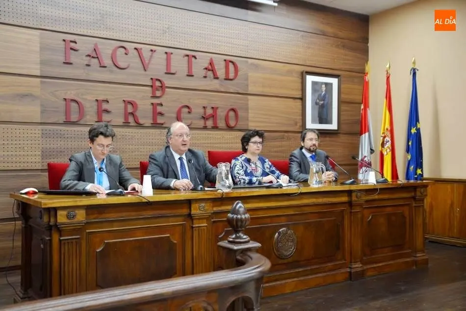 Foto 5 - M&aacute;s de 100 expertos coinciden en el importante papel formativo de las Cl&iacute;nicas Jur&iacute;dicas