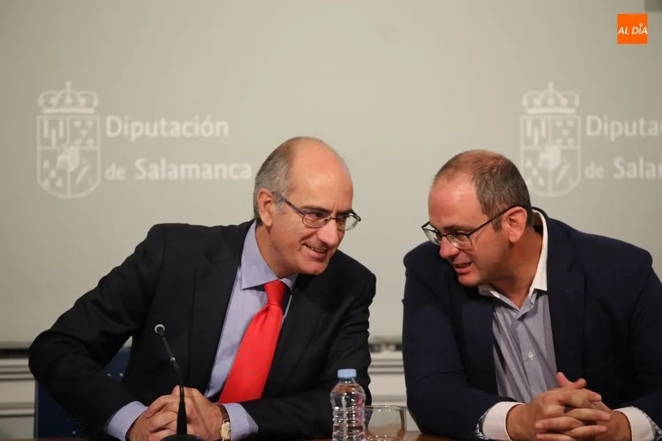 Foto 2 - Junta y Diputaci&oacute;n destinan 200.000 euros a actualizar las normas urban&iacute;sticas de 213 municipios...
