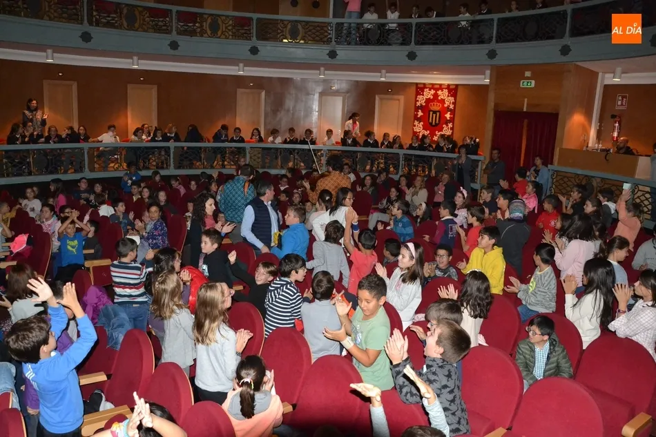 Foto 9 - Alumnos de 4&ordm; y 5&ordm; de Primaria disfrutan de una cita musical para abrir la Escuela de...