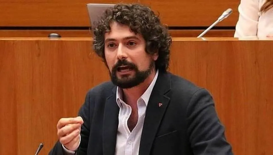 El procurador José Sarrión, durante una intervención parlamentaria