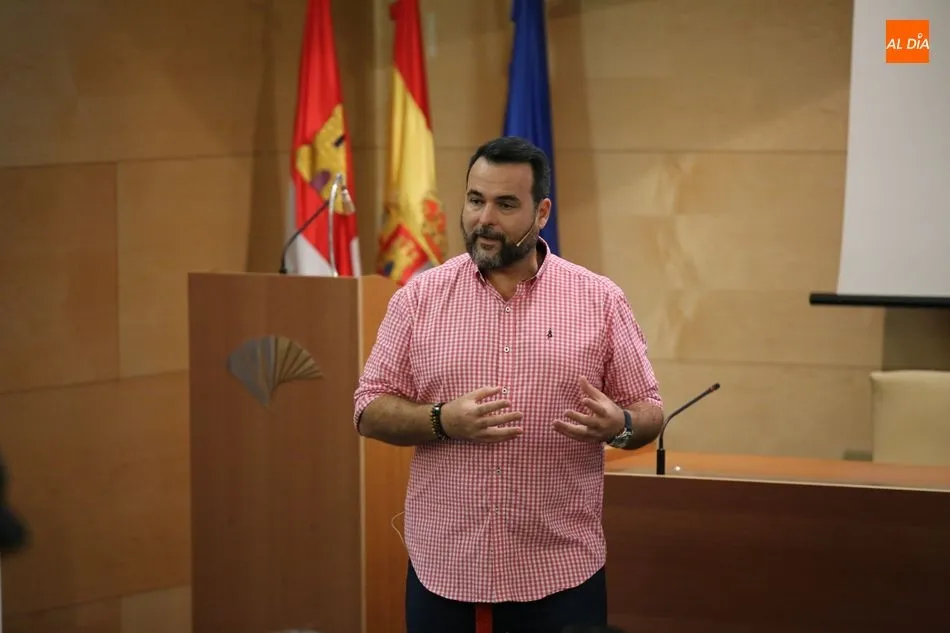 Foto 8 - Taller sobre responsabilidad, contenidos y responsabilidad parental en el consumo de videojuegos en ...