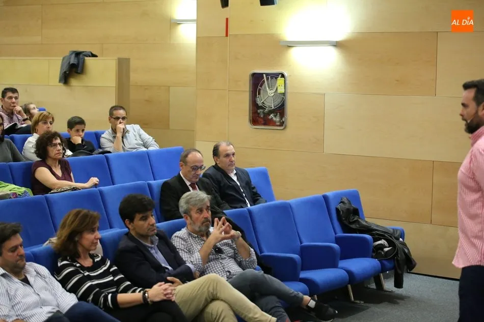 Foto 7 - Taller sobre responsabilidad, contenidos y responsabilidad parental en el consumo de videojuegos en ...