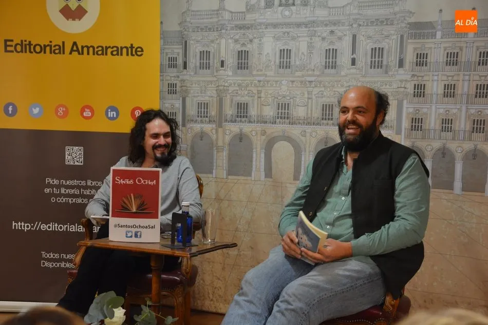 Foto 5 - El libro de poemas Palabras me lleven, de Francisco Rub&eacute;n Sosa, sale a sociedad en la Librer&iacute;a...