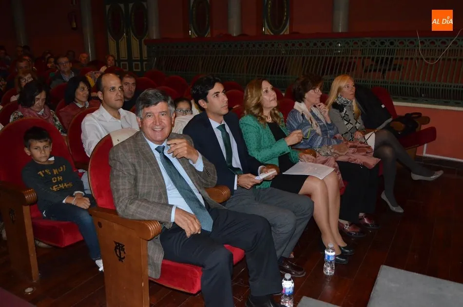 Foto 5 - Concluye la elaboraci&oacute;n del expediente del Corpus para optar a la declaraci&oacute;n de Fiesta de...