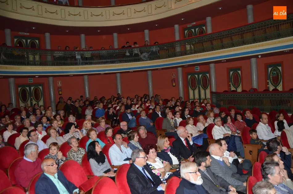 Foto 3 - Concluye la elaboraci&oacute;n del expediente del Corpus para optar a la declaraci&oacute;n de Fiesta de...