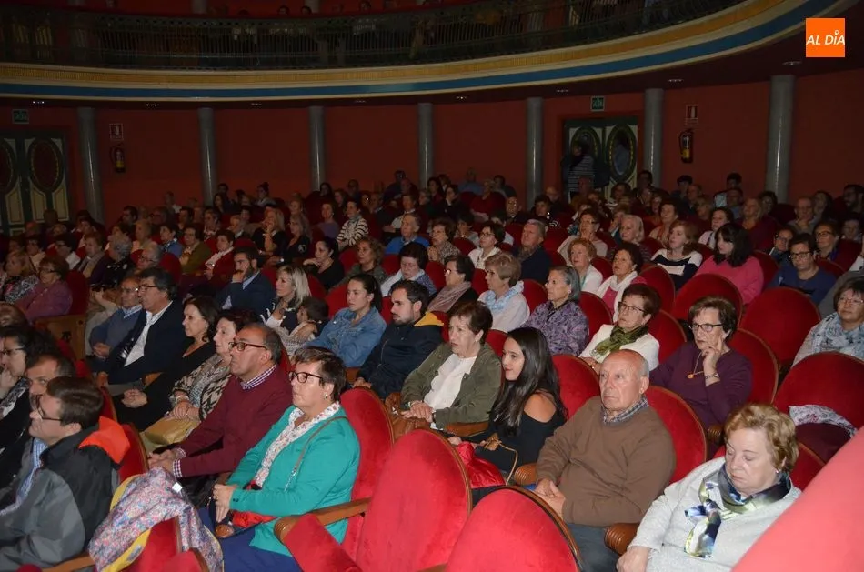 Foto 2 - Concluye la elaboraci&oacute;n del expediente del Corpus para optar a la declaraci&oacute;n de Fiesta de...