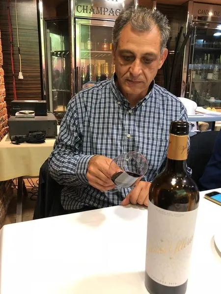 Foto 5 - Jes&uacute;s Yllera crianza 2015, un vino con nombre propio  