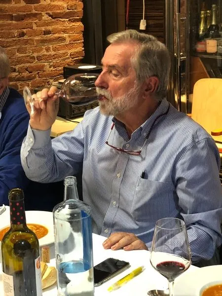 Foto 4 - Jes&uacute;s Yllera crianza 2015, un vino con nombre propio  