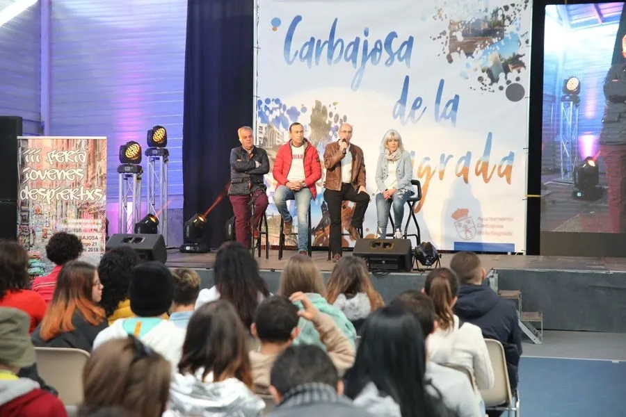 Foto 5 - Antonio &Aacute;lvarez Valero protagoniza la apertura de la III Feria de J&oacute;venes Despiertos&nbsp;  