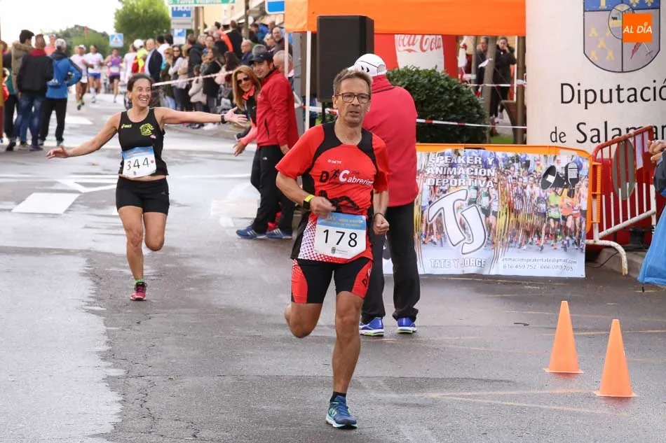Foto 10 - Enrique Merch&aacute;n y Ver&oacute;nica S&aacute;nchez Romero repiten triunfo en la Media Marat&oacute;n de la Diputaci&oacute;n