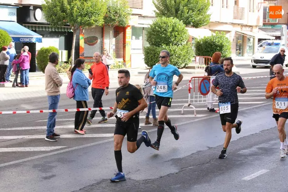 Foto 7 - Enrique Merch&aacute;n y Ver&oacute;nica S&aacute;nchez Romero repiten triunfo en la Media Marat&oacute;n de la Diputaci&oacute;n