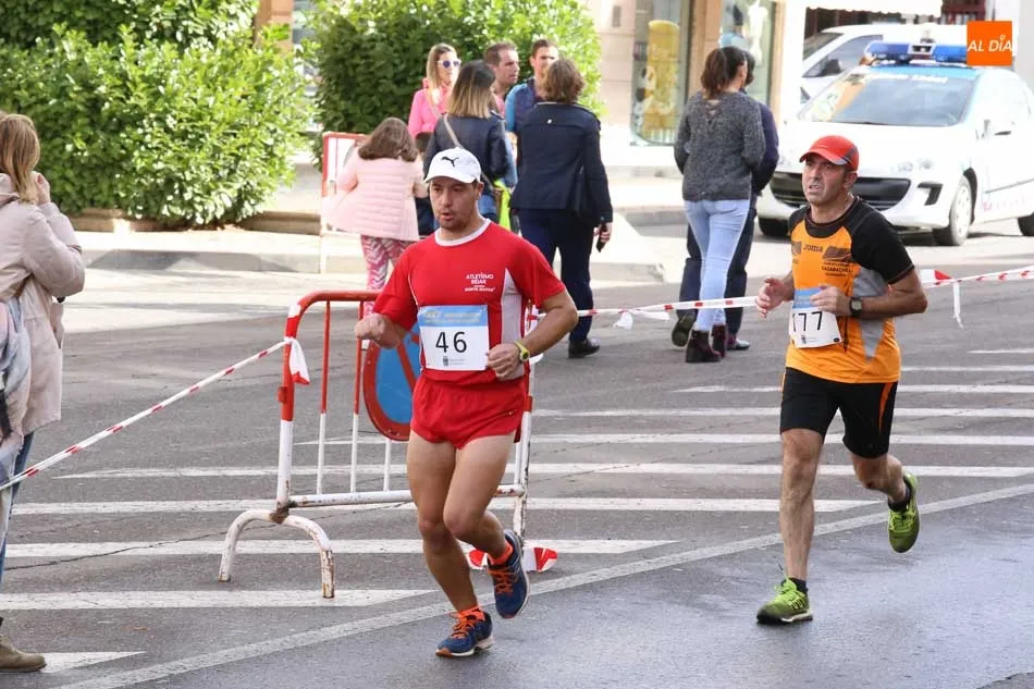 Foto 3 - Enrique Merch&aacute;n y Ver&oacute;nica S&aacute;nchez Romero repiten triunfo en la Media Marat&oacute;n de la Diputaci&oacute;n