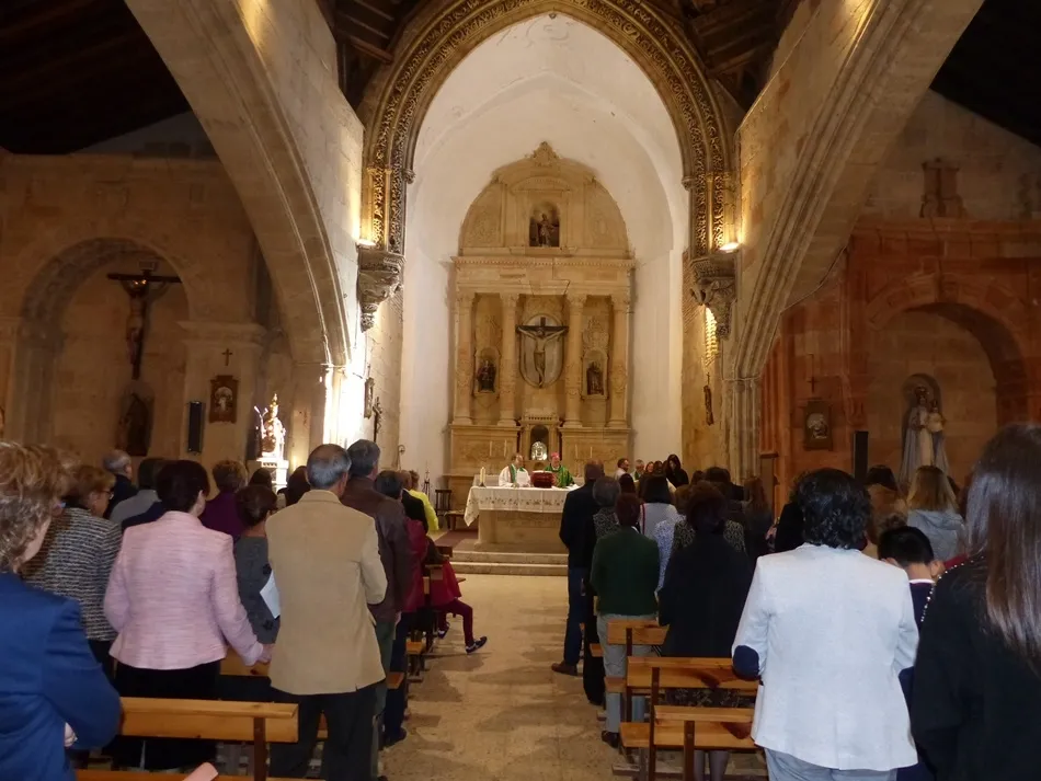 Foto 11 - La iglesia de Villoria acoge cinco confirmaciones