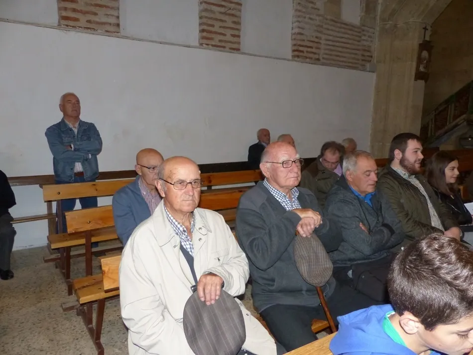 Foto 5 - La iglesia de Villoria acoge cinco confirmaciones