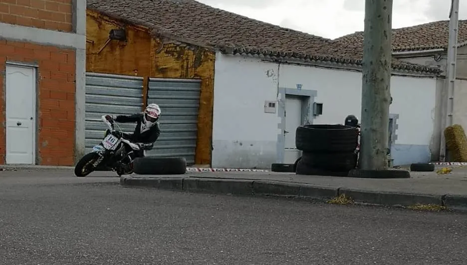 Foto 2 - El Club Mir&oacute;briga PitMotard logra 4 podios en Moraleja del Vino  