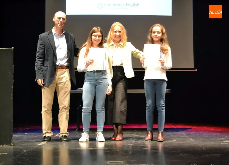 Foto 10 - La Award Ceremonies reconoce el potente nivel de ingl&eacute;s de los alumnos de la Academia L&iacute;der  