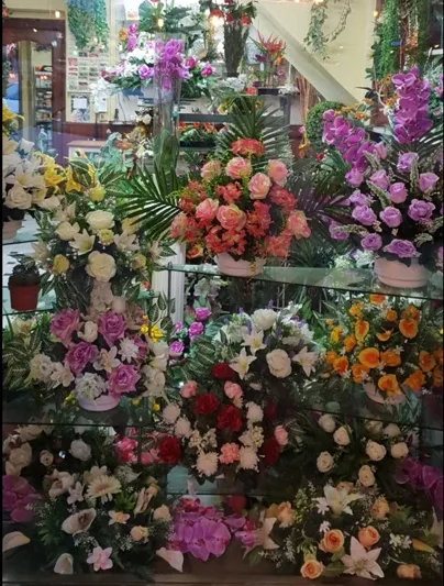 Foto 3 - Florister&iacute;a Pe&ntilde;aranda: sentimientos, mimo y flores para el d&iacute;a de Todos los Santos