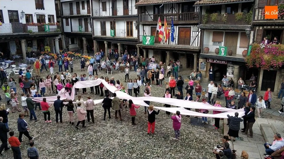 Foto 7 - La Alberca se suma al rosa