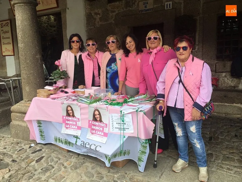 Foto 2 - La Alberca se suma al rosa