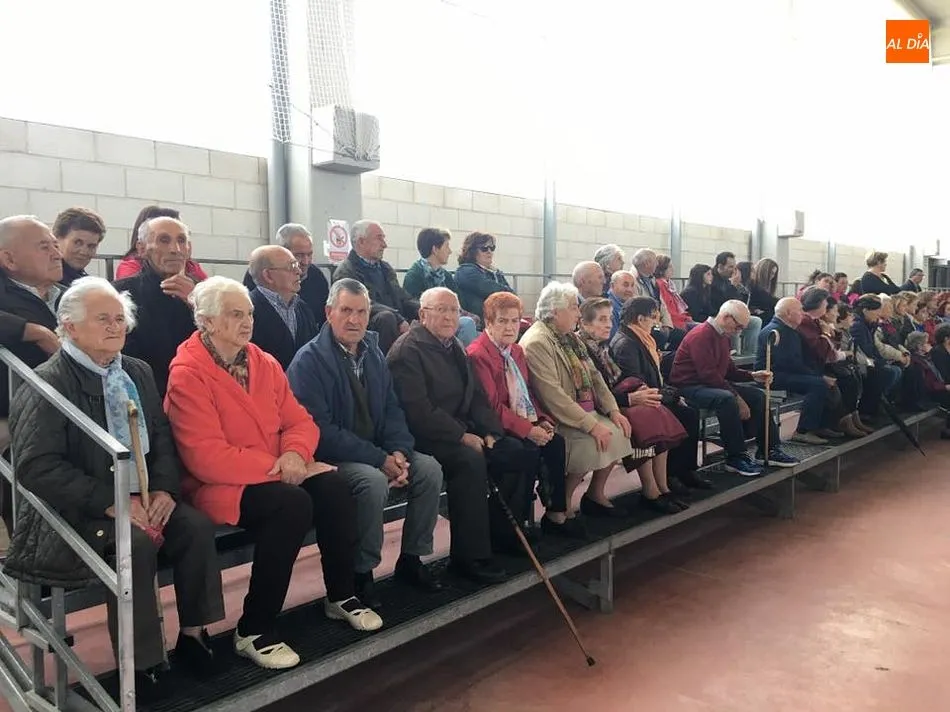 Foto 6 - Los Santos inaugura su nuevo pabell&oacute;n en recuerdo de Hermenegildo Merino &Aacute;lvarez