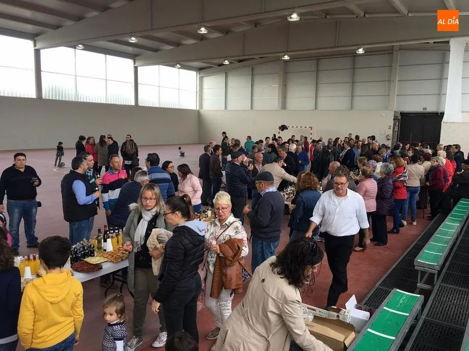 Foto 5 - Los Santos inaugura su nuevo pabell&oacute;n en recuerdo de Hermenegildo Merino &Aacute;lvarez