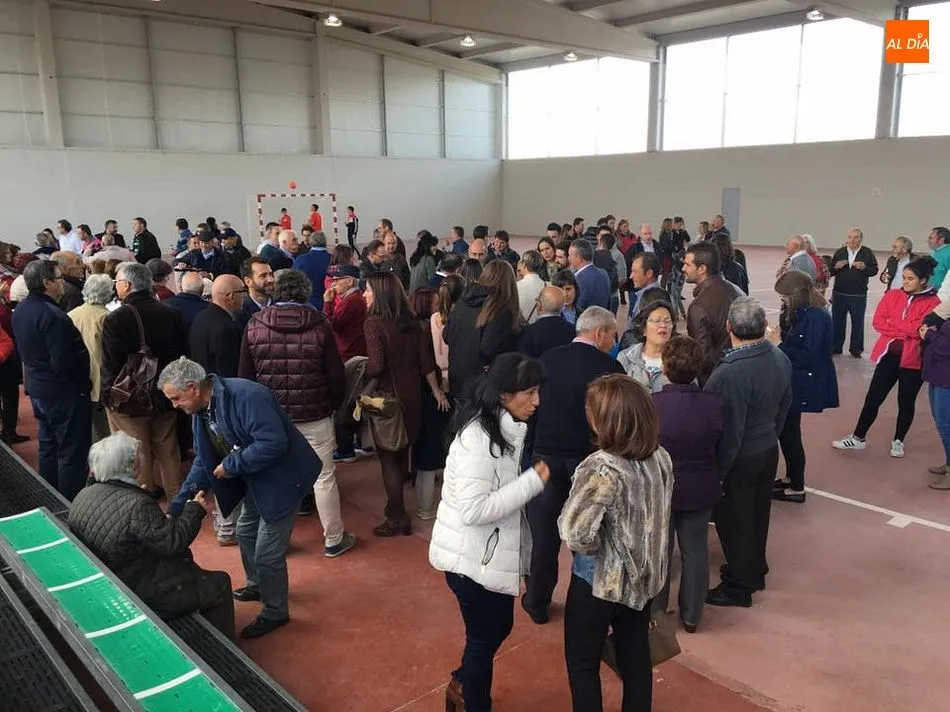 Foto 2 - Los Santos inaugura su nuevo pabell&oacute;n en recuerdo de Hermenegildo Merino &Aacute;lvarez