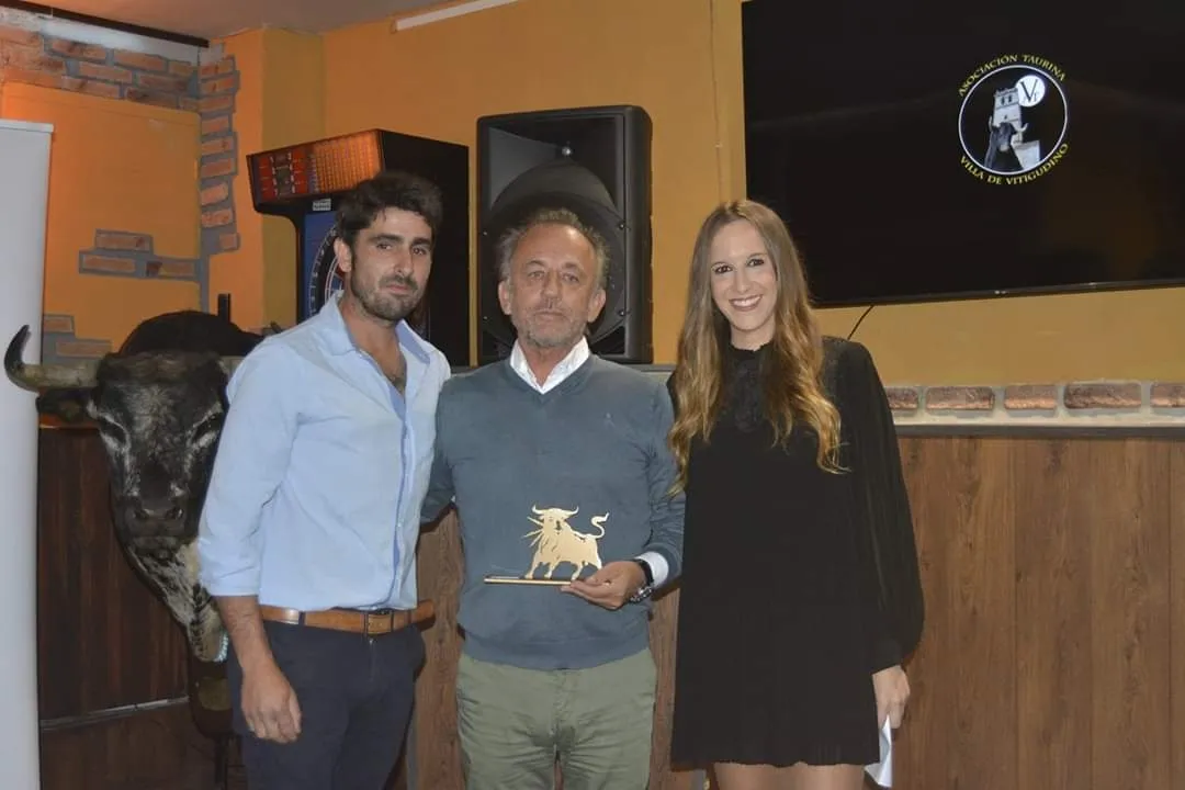 Foto 5 - La Asociaci&oacute;n Taurina-Cultural Villa de Vitigudino entrega sus premios del Corpus y Ferias 2018  