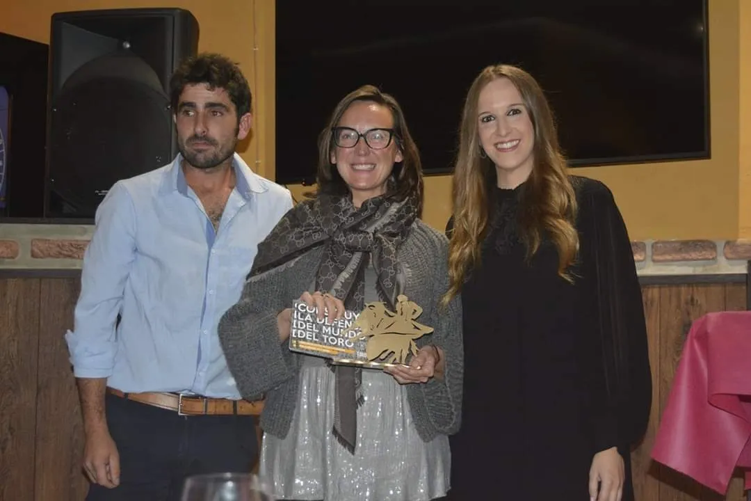 Foto 3 - La Asociaci&oacute;n Taurina-Cultural Villa de Vitigudino entrega sus premios del Corpus y Ferias 2018  