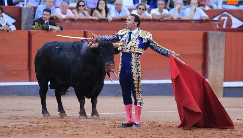 Foto 4 - Cartel de cerrado  