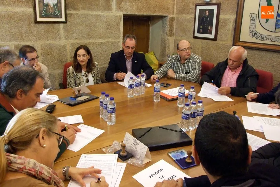 Foto 3 - Los Ayuntamientos de La Raya reafirman la frontera del r&iacute;o Duero entre Espa&ntilde;a y Portugal
