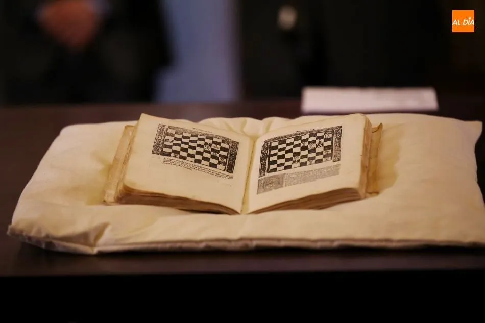 Foto 2 - Amador Gonz&aacute;lez de la Nava nos descubre &lsquo;El camino del ajedrez&rsquo; a trav&eacute;s de un libro...