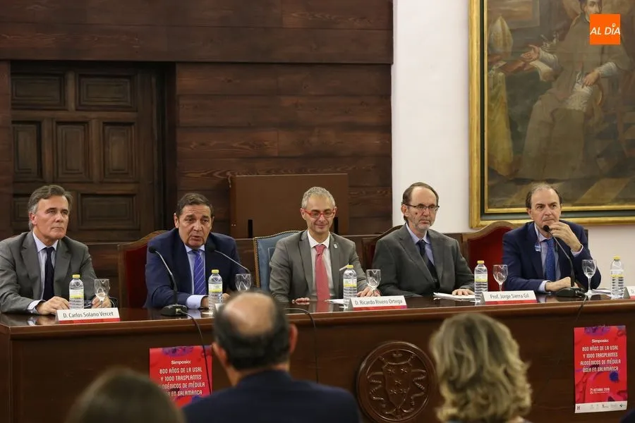 Inauguración del simposio con el que se celebra el millar de trasplantes alogénicos de médula ósea en Salamanca. Fotos: Alberto Martín