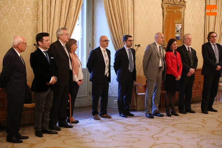 Foto 6 - Ma&ntilde;ueco recibe a los autores del glosario &lsquo;800 A&ntilde;os de Historia a trav&eacute;s del Derecho Romano&rsquo; ...