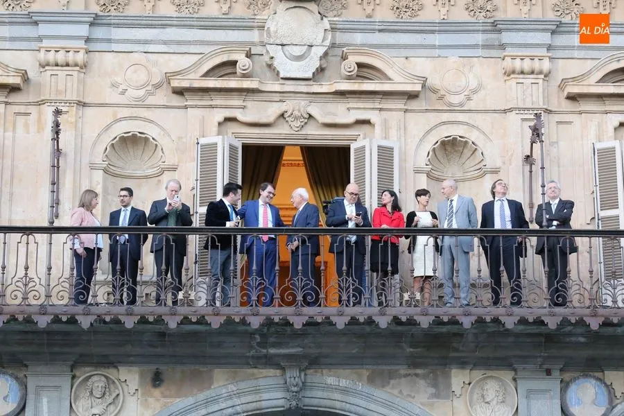 Foto 3 - Ma&ntilde;ueco recibe a los autores del glosario &lsquo;800 A&ntilde;os de Historia a trav&eacute;s del Derecho Romano&rsquo; ...