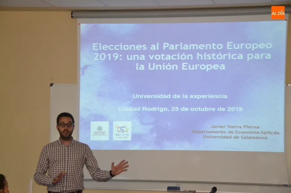 Foto 7 - Los mayores descubren los entresijos del Parlamento Europeo, el Brexit y las pr&oacute;ximas Elecciones  