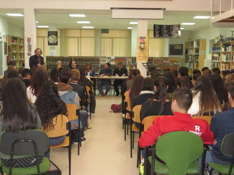 Foto 4 - Poes&iacute;a para alumnos del IES Fray Luis de Le&oacute;n  