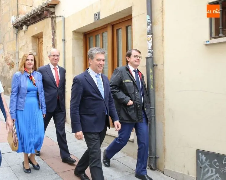 Foto 6 - El PP presentar&aacute; una moci&oacute;n en el Senado para que no salga un papel m&aacute;s del Archivo de la Guerra ...