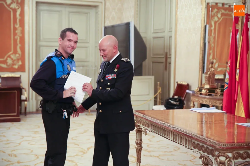 Foto 8 - El Ayuntamiento recibe a los polic&iacute;as locales que participaron en los VII Juegos Europeos...