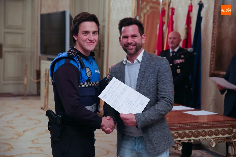 Foto 6 - El Ayuntamiento recibe a los polic&iacute;as locales que participaron en los VII Juegos Europeos...