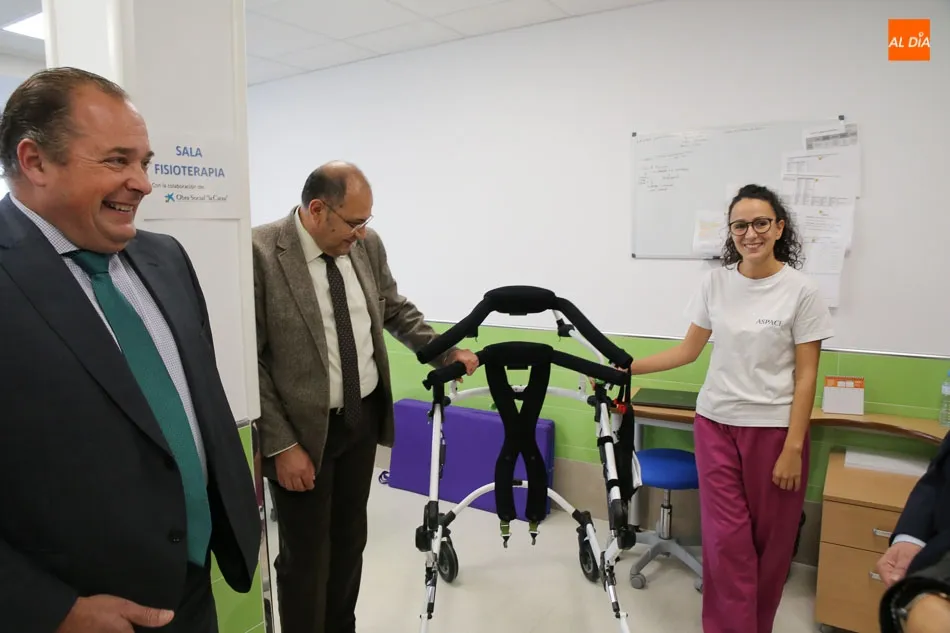 Foto 7 - La Caixa dota de una nueva sala de fisioterapia al centro La Cantera de Aspace  