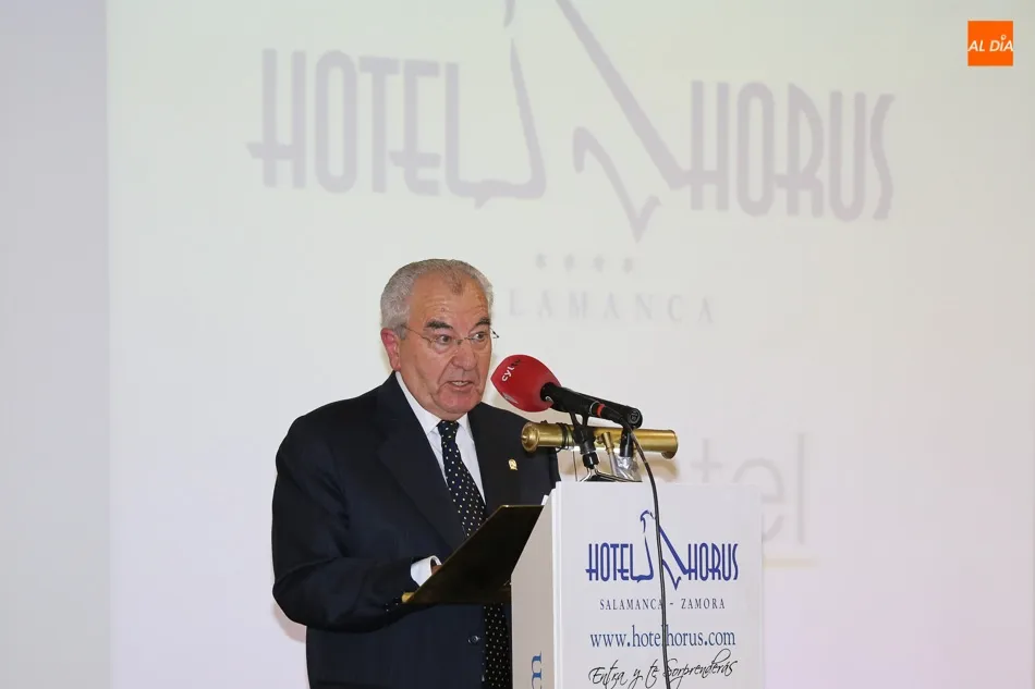 Foto 5 - La juventud llena los salones del Horus en los Premios El Timbalero