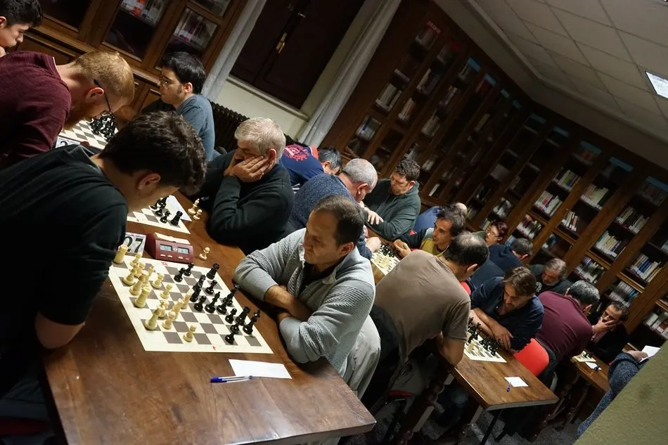 Foto 2 - Topalov sigue primero pero Granda se mantiene con posibilidades disputarle el t&iacute;tulo